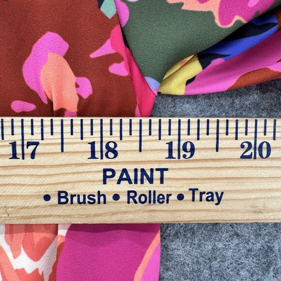 Crosby by Mollie Burch Renny Top Floral Forest Size S Pink Colorful Preppy Glam - Picture 12 of 14